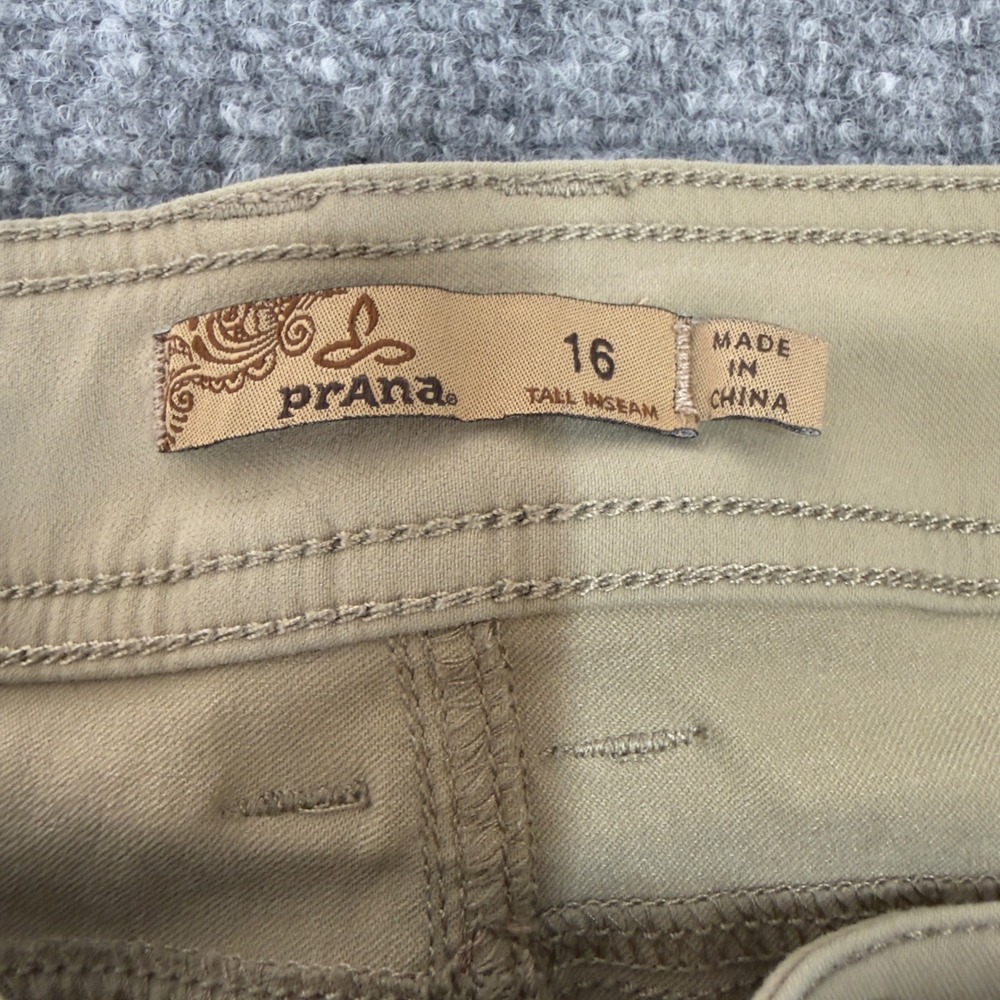 Prana Halle Straight Leg Hiking Pants Khaki Tan Size 16 Tall